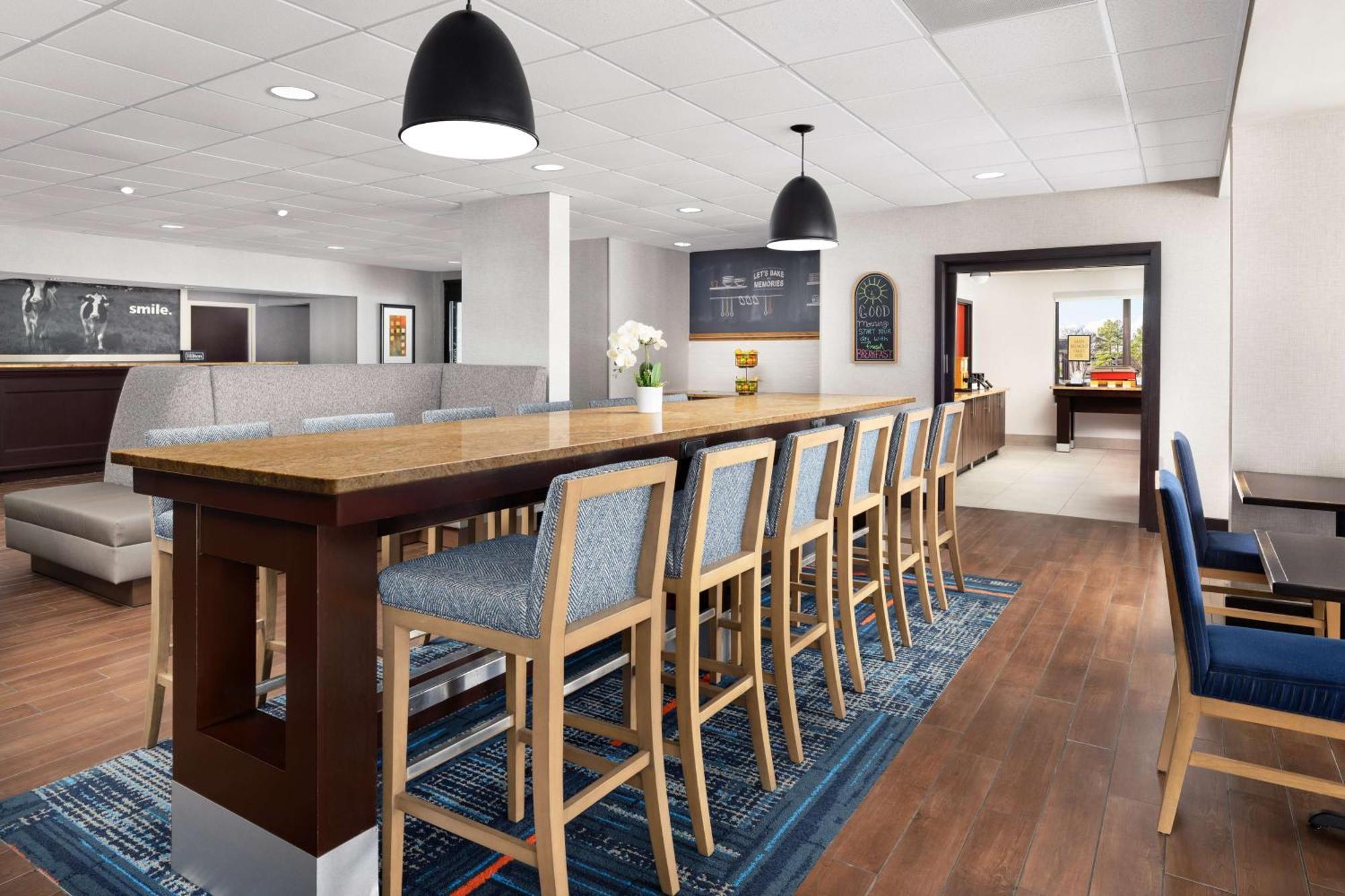 Hampton Inn Memphis-Walnut Grove/Baptist East Extérieur photo